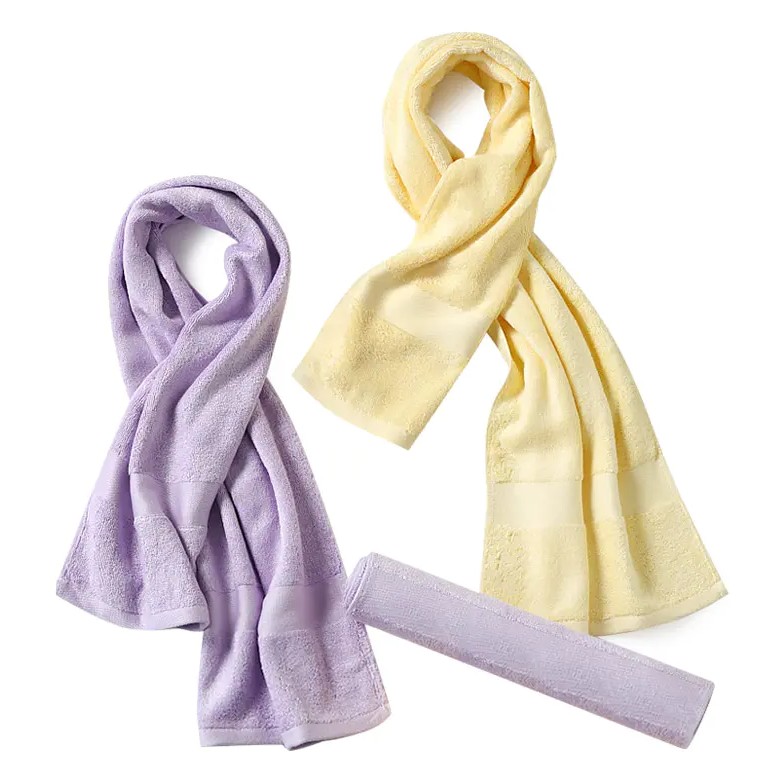 Varför känns en våt handduk varmare än en torr?